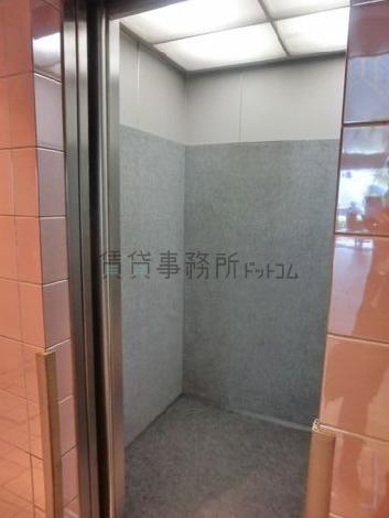 エレベーター