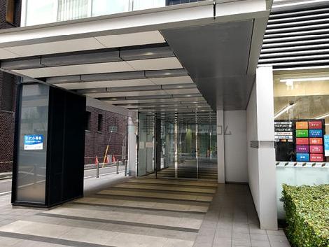 正面玄関