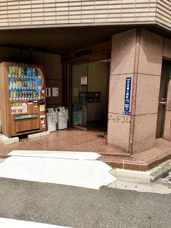 正面玄関
