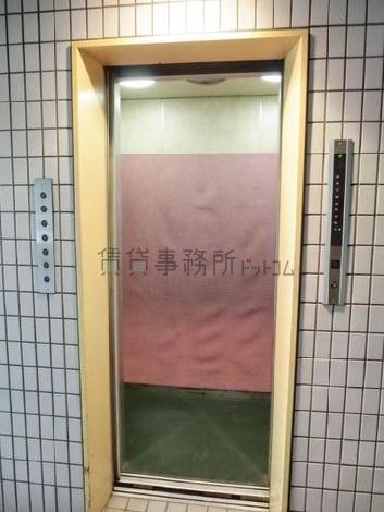 エレベーター