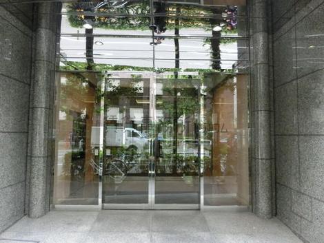 正面玄関