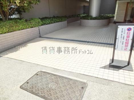 正面玄関