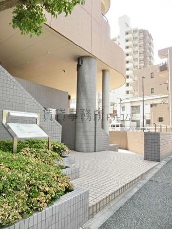 正面玄関