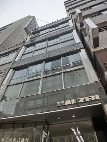 窓面が大きく、十分な採光が見込めます