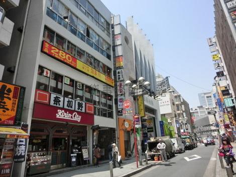 目の前は一方通行です