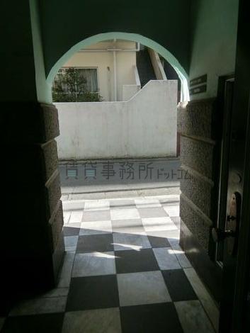 正面玄関