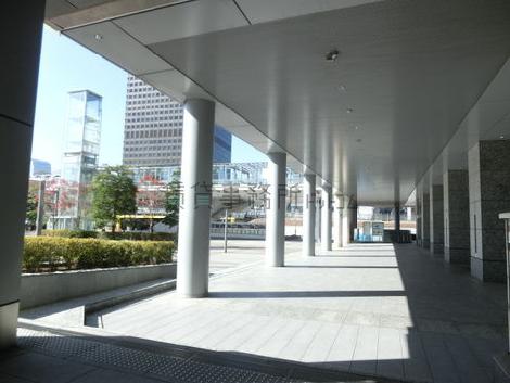 正面玄関