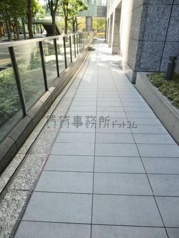 正面玄関