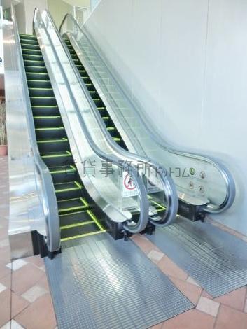エスカレーター