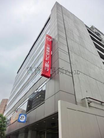 ローアングルからの外観