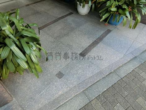 正面玄関