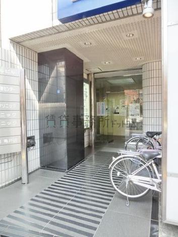 正面玄関
