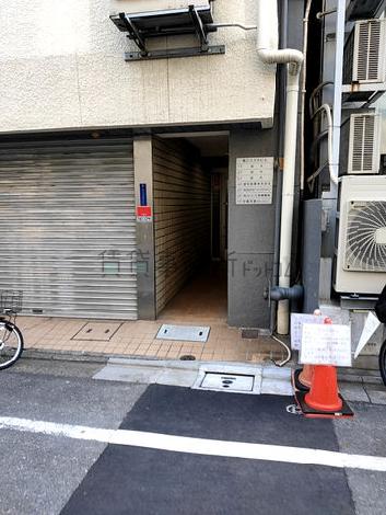 正面玄関