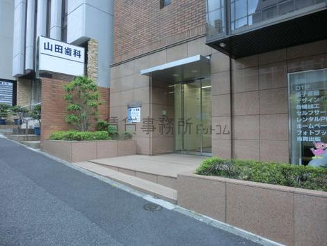 正面玄関