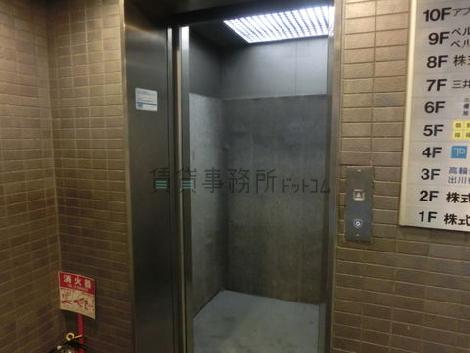 エレベーター