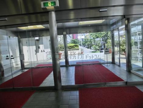 正面玄関