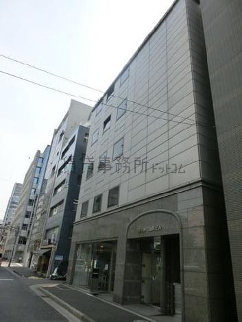 綺麗な外観ビルです