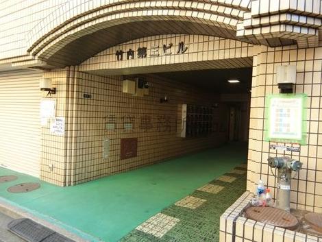正面玄関