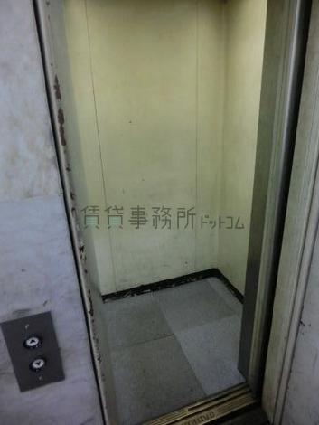 エレベーター