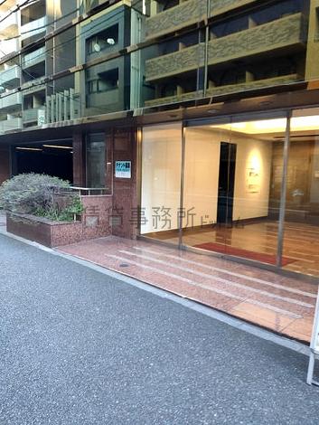 正面玄関