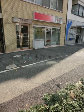 物件全面の歩道です