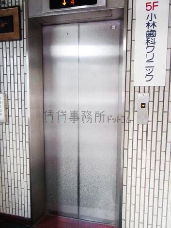 エレベーター