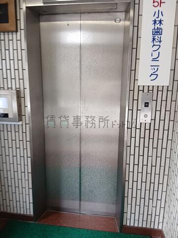 エレベーター