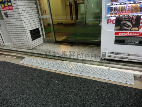 正面玄関