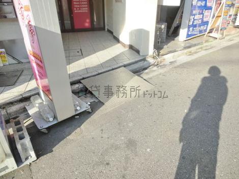 正面玄関