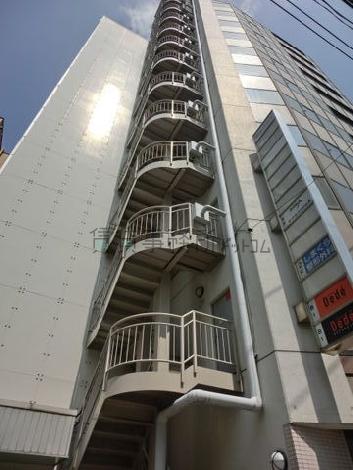屋外階段全景
