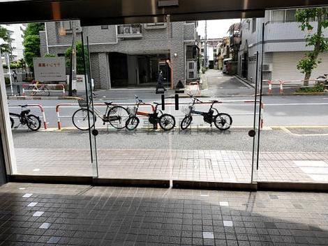 正面玄関