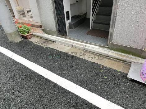 正面玄関
