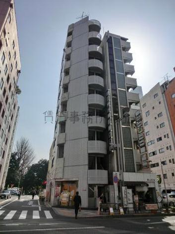 建物正面です