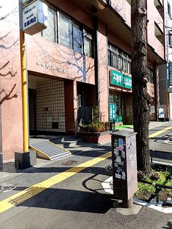 正面玄関