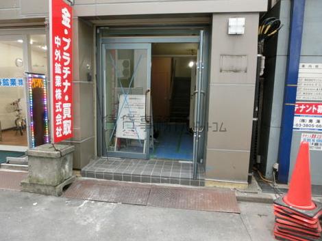 正面玄関