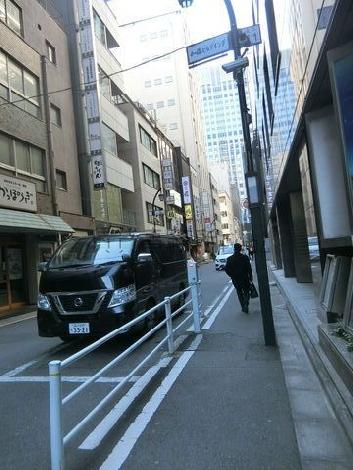 久月ビルの室内
