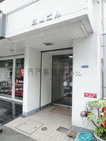 正面玄関