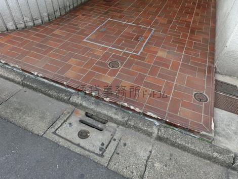 多少ではございますが段差があります