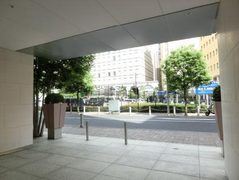 正面玄関