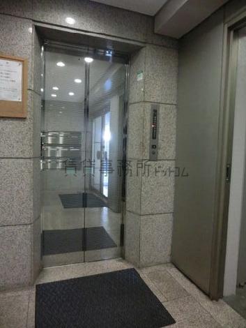 EVは9人乗りです