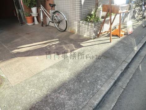 正面玄関