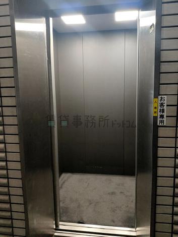 エレベーター