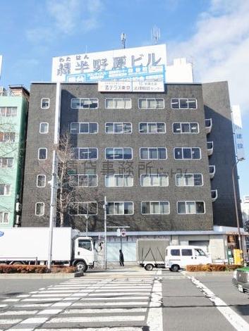 通を一望出来ます