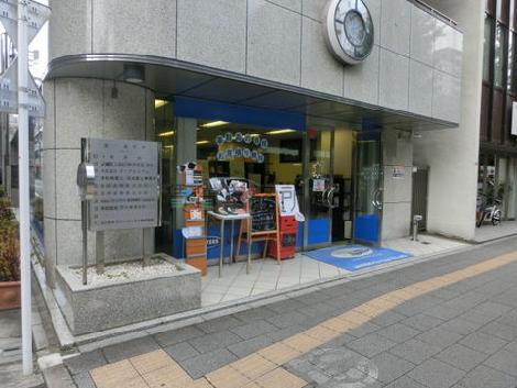 正面玄関
