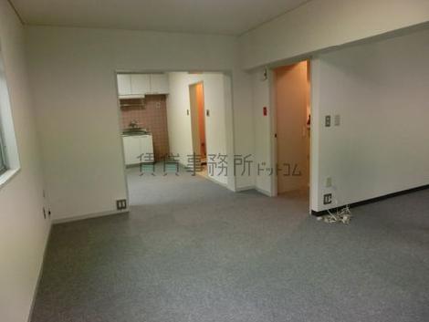 メゾン北青山の室内