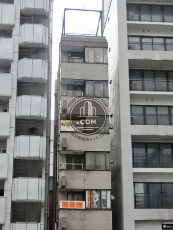 新雅ビルの外観写真