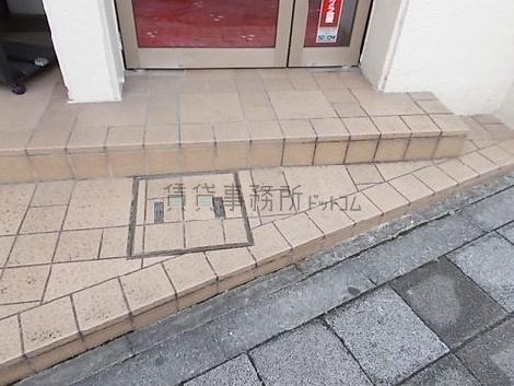 正面玄関