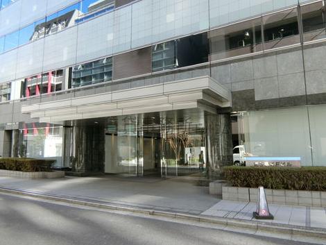 正面玄関