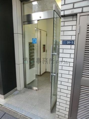 正面玄関