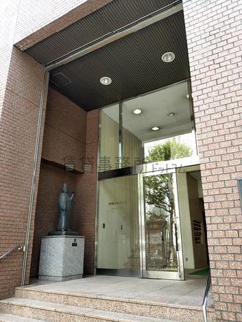 正面玄関